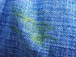 How to remove grass stains from jeans