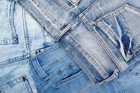 Are Jeans or Sweatpants Warmer?